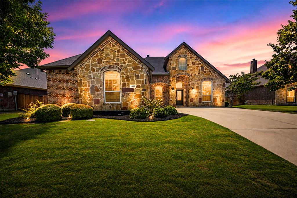 1403 Dhaka Drive Property Photo 2