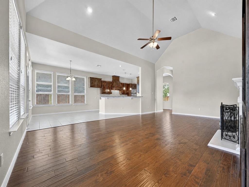 1403 Dhaka Drive Property Photo 8