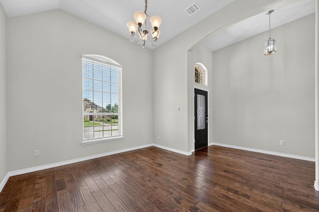 1403 Dhaka Drive Property Photo 9