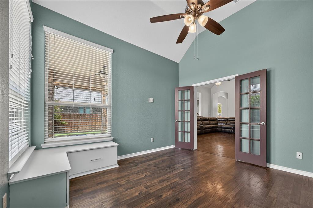 1403 Dhaka Drive Property Photo 12