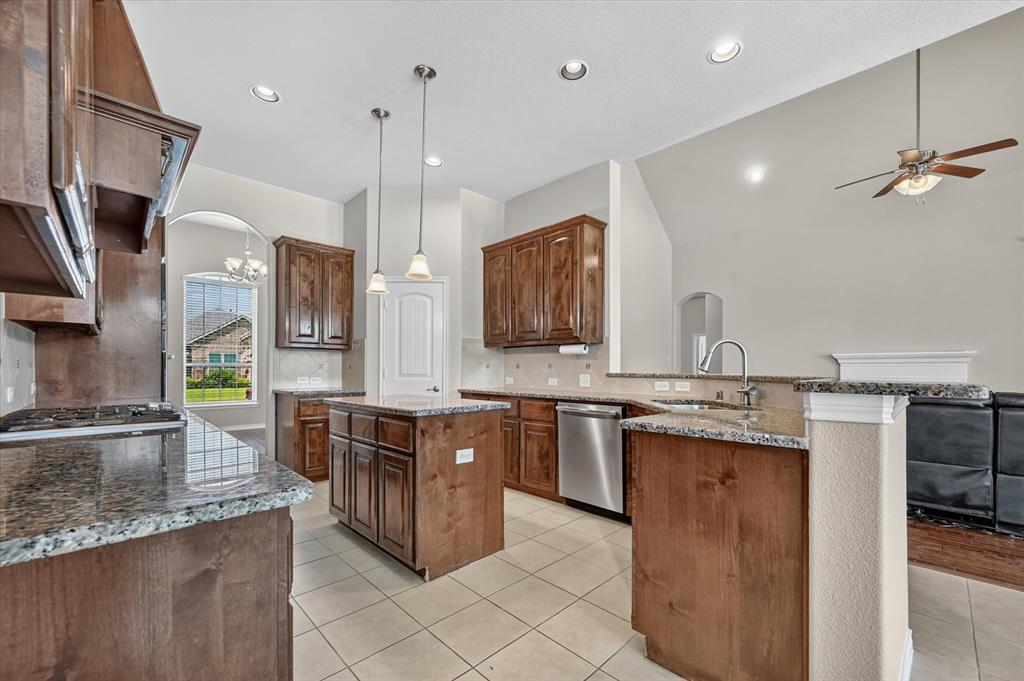 1403 Dhaka Drive Property Photo 14