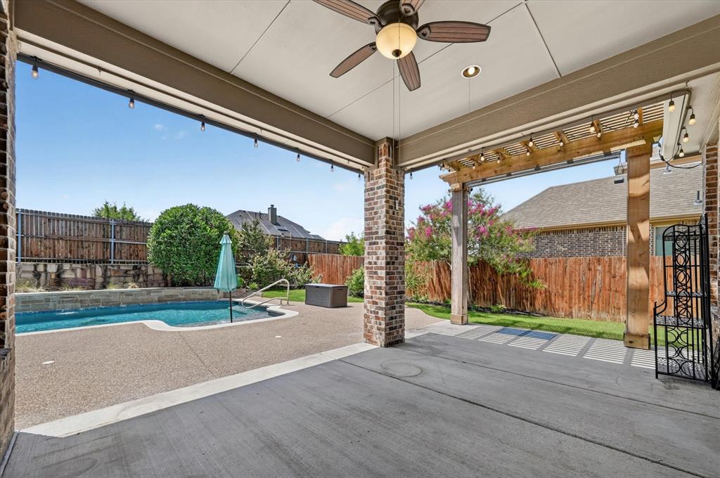 1403 Dhaka Drive Property Photo 33