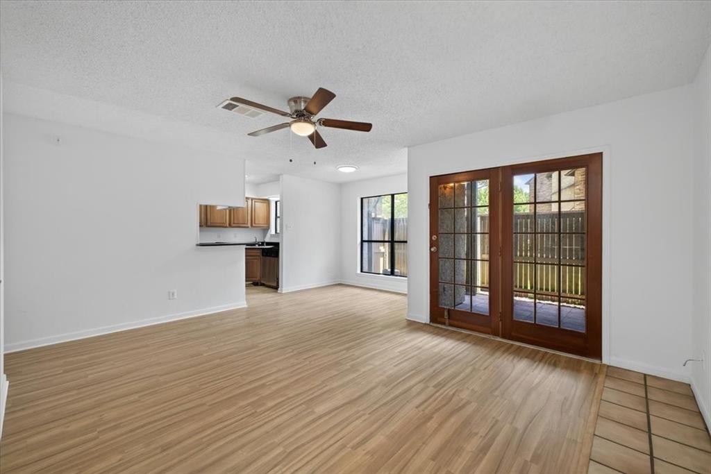 2103 Friendly Drive 3211 Property Photo 7