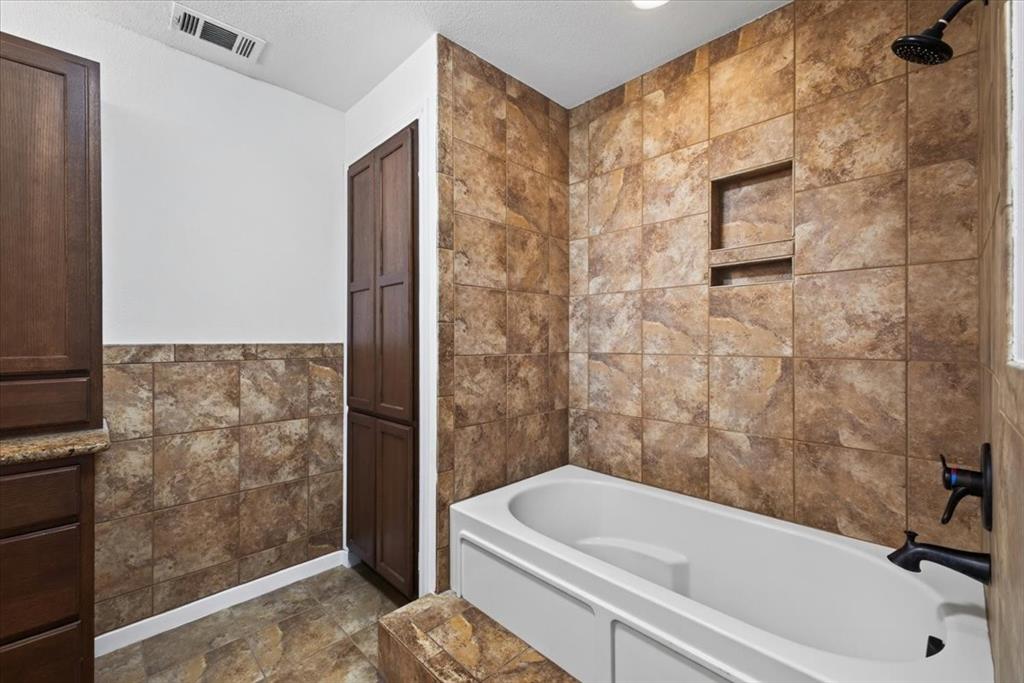 2103 Friendly Drive 3211 Property Photo 26