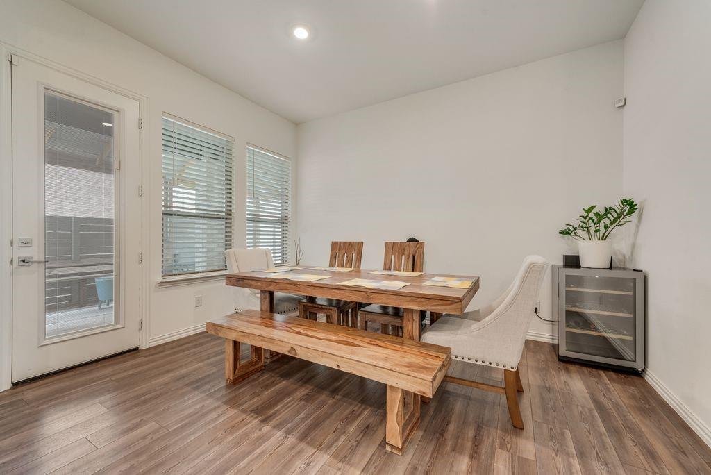 5411 Waterloo Drive Property Photo 10