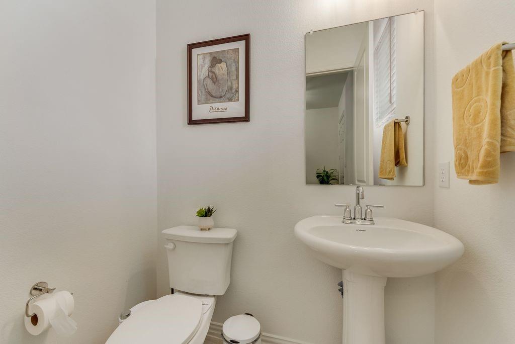5411 Waterloo Drive Property Photo 26