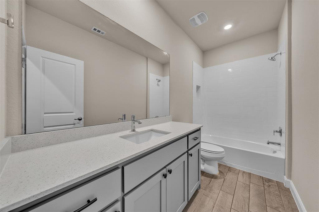 1016 Kirkham Way Property Photo 27