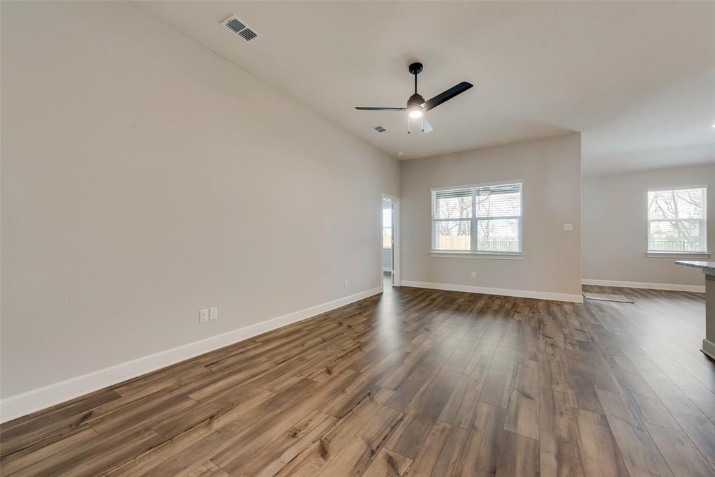 800 Jackel Drive Property Photo 6