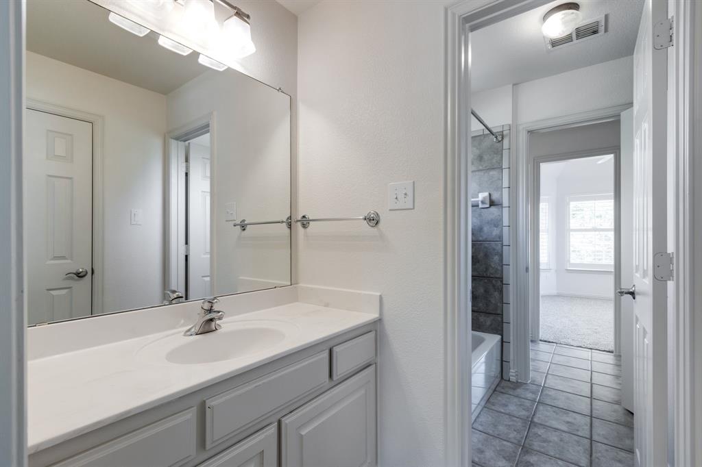 601 Coralberry Drive Property Photo 28