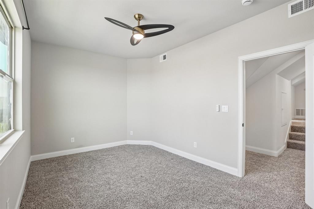 920 Waterview Drive Property Photo 28