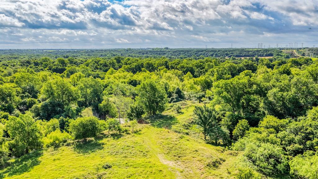 186 County Rd 3650 Property Photo 27
