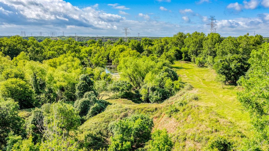 186 County Rd 3650 Property Photo 29