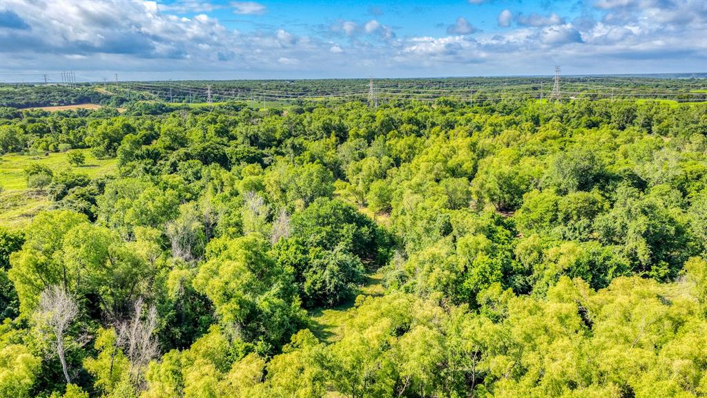 186 County Rd 3650 Property Photo 33