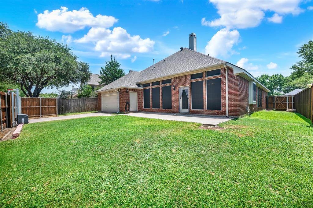 5705 Abingdon Drive Property Photo 9