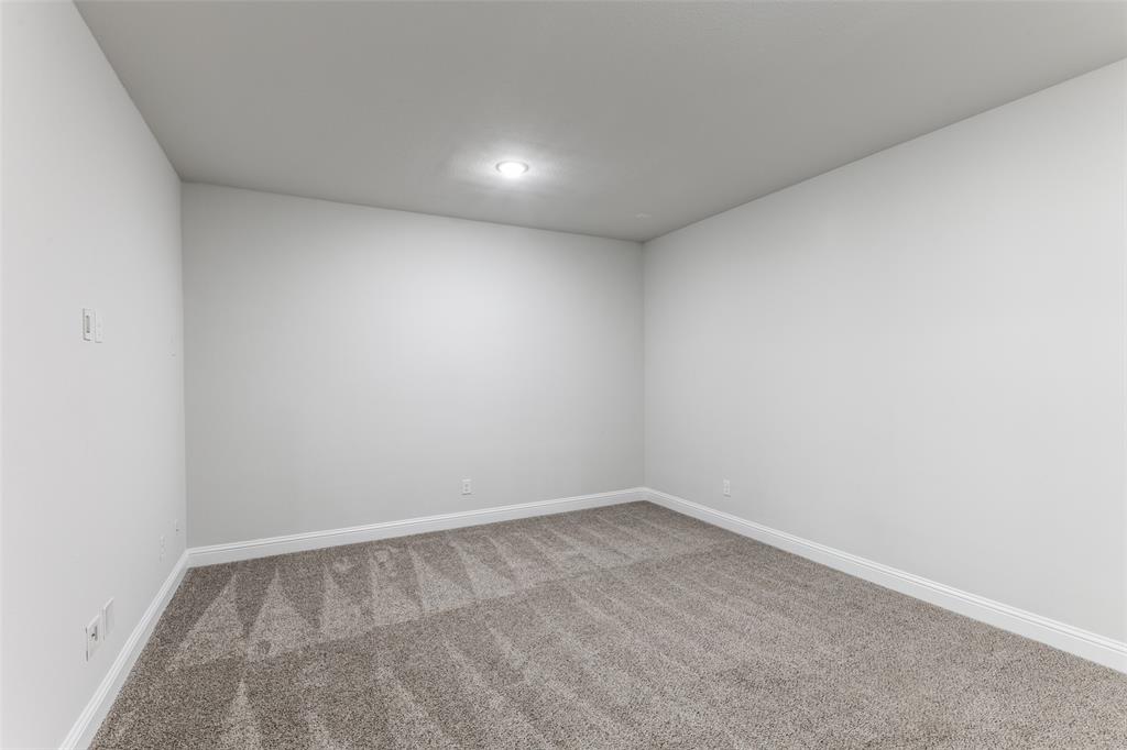 4592 Refugio Drive Property Photo 26
