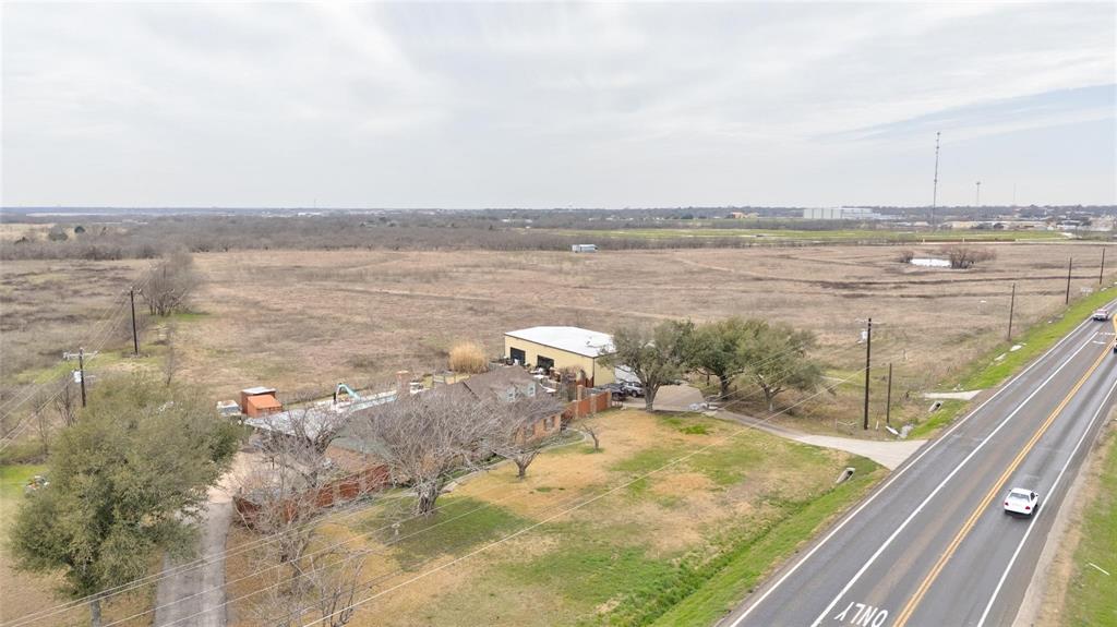 3674 E State Highway 243 Property Photo 1