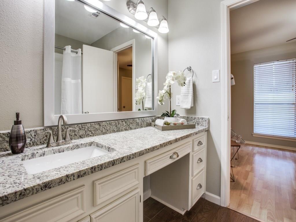 1605 5th Avenue 3 Property Photo 1