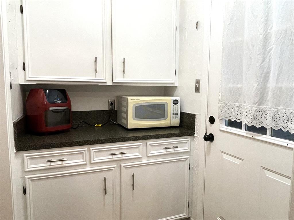 3 Circle Drive Property Photo 14