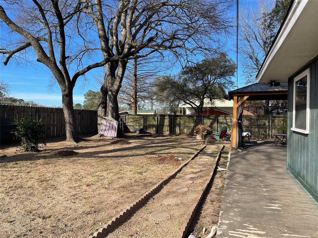 3 Circle Drive Property Photo 29