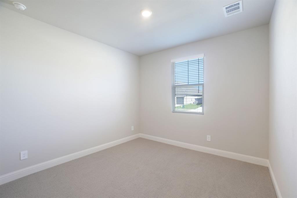 4011 Benbrook Drive Property Photo 13