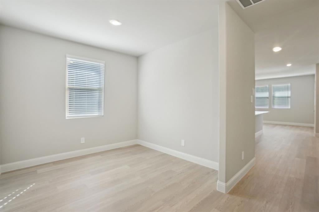 4011 Benbrook Drive Property Photo 20