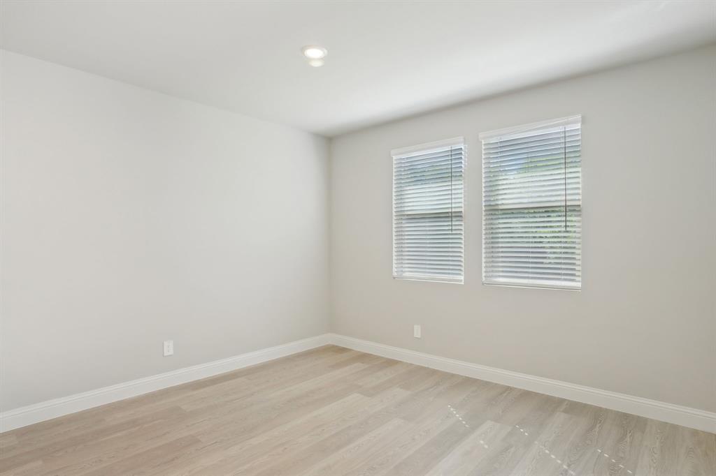4011 Benbrook Drive Property Photo 24