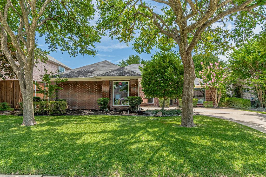 1904 Sumac Drive Property Photo 3