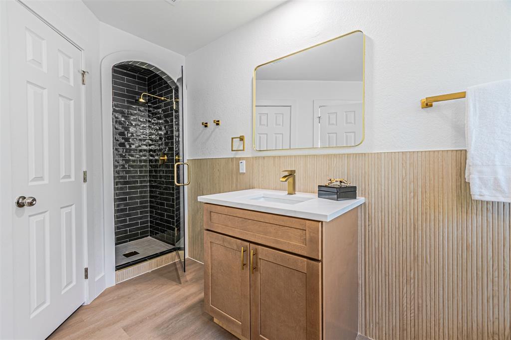 1904 Sumac Drive Property Photo 21