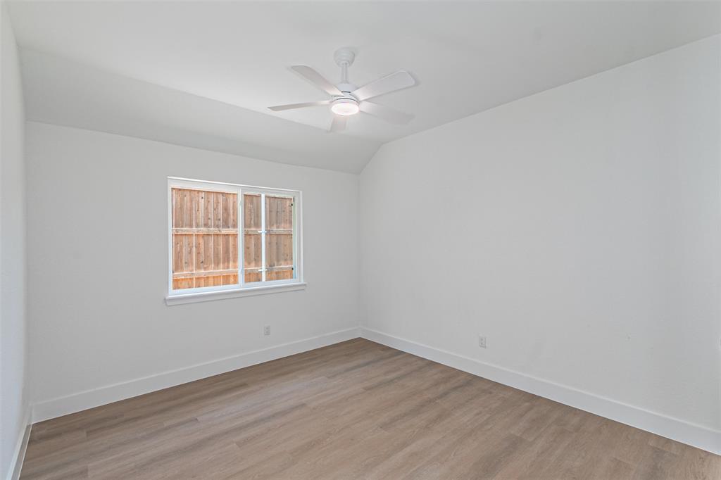 1904 Sumac Drive Property Photo 23