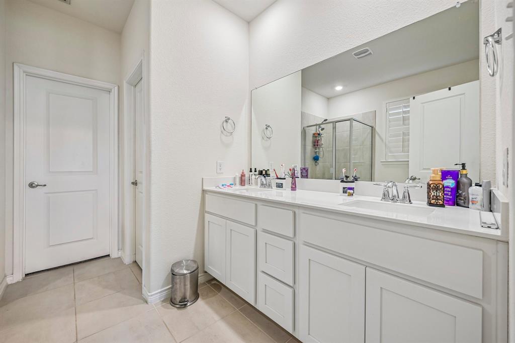 400 Penn Street Property Photo 19