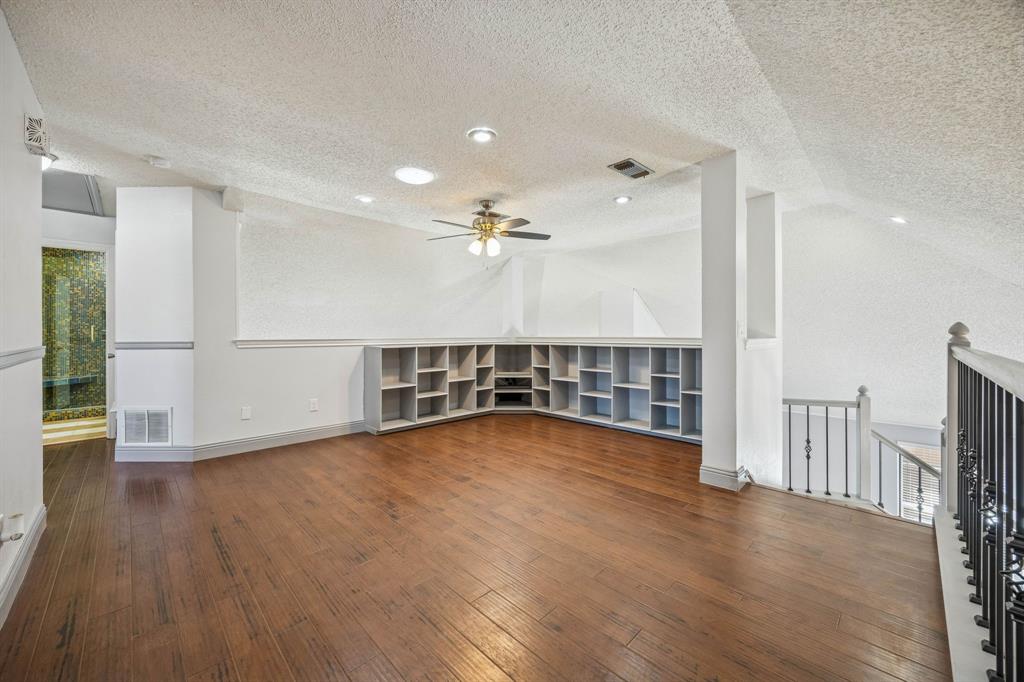 2215 Cimarron Road Property Photo 12