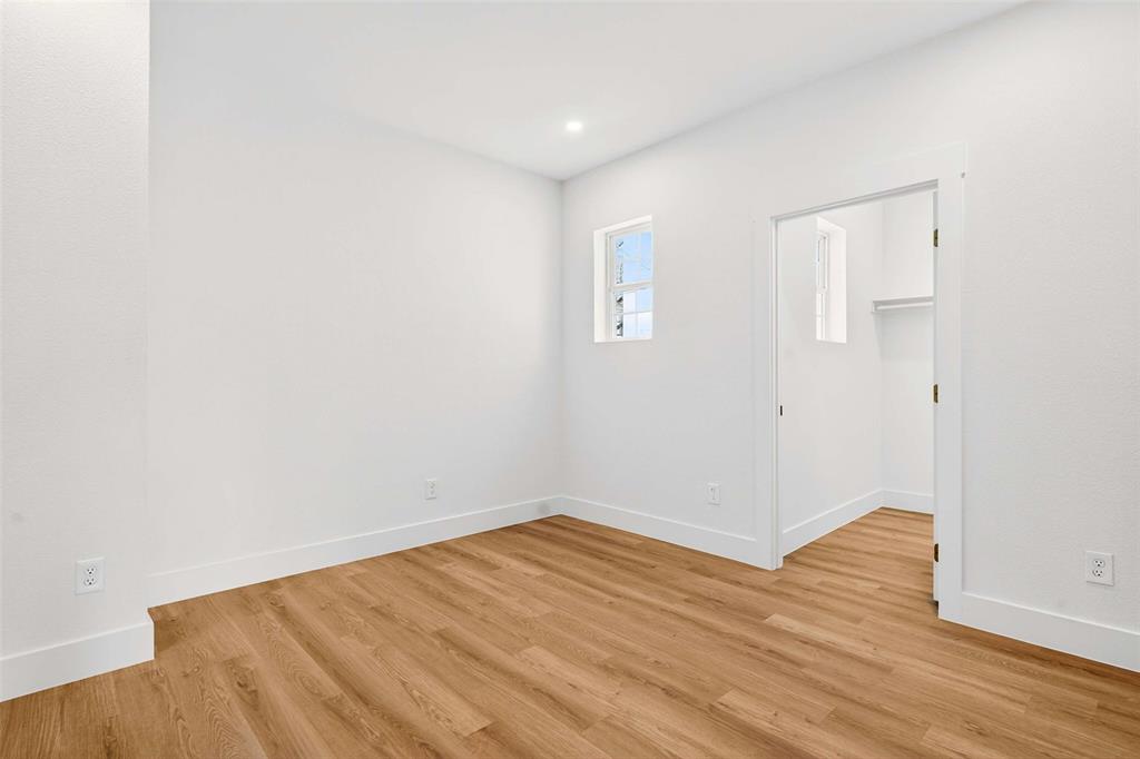 435 W 9th Street Property Photo 17