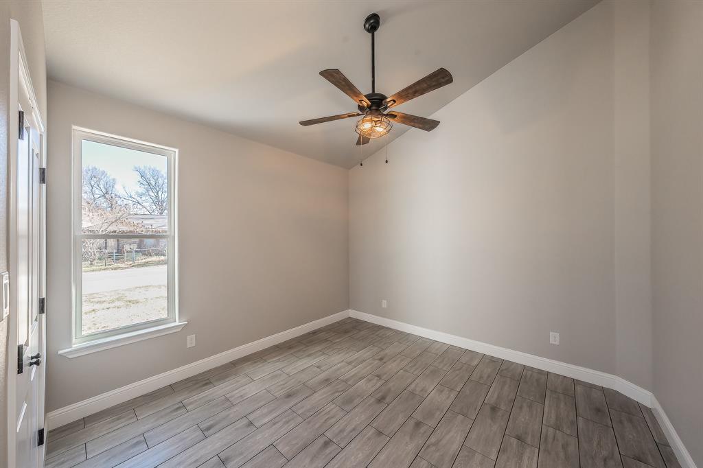 112 Stevens Street Property Photo 18