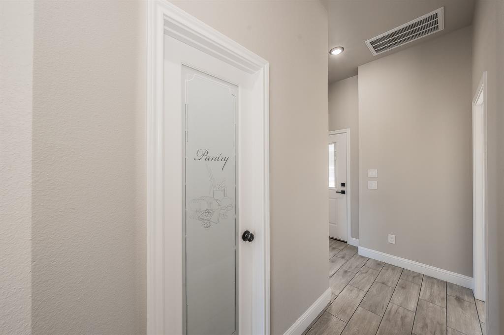 112 Stevens Street Property Photo 22
