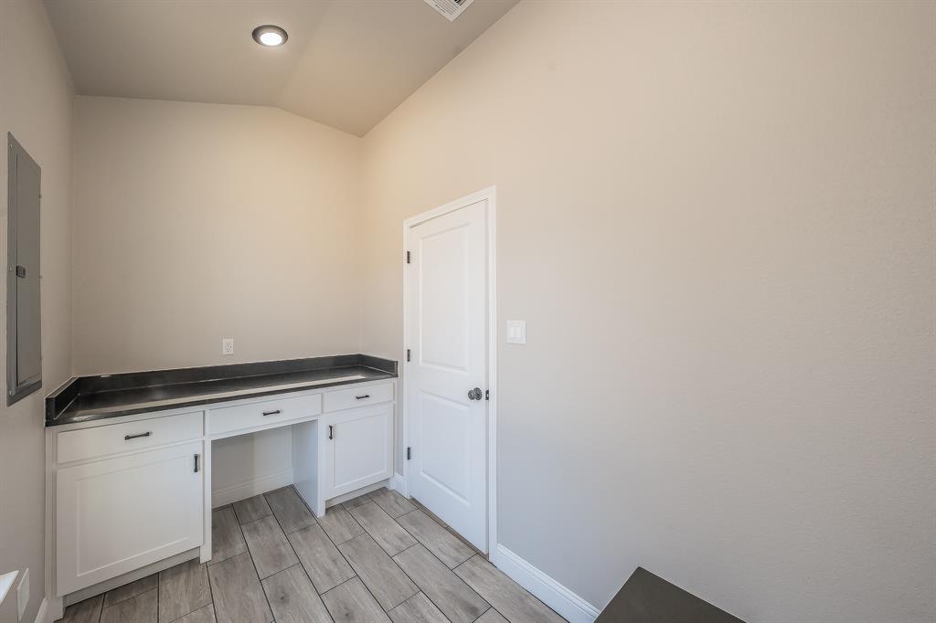 112 Stevens Street Property Photo 25