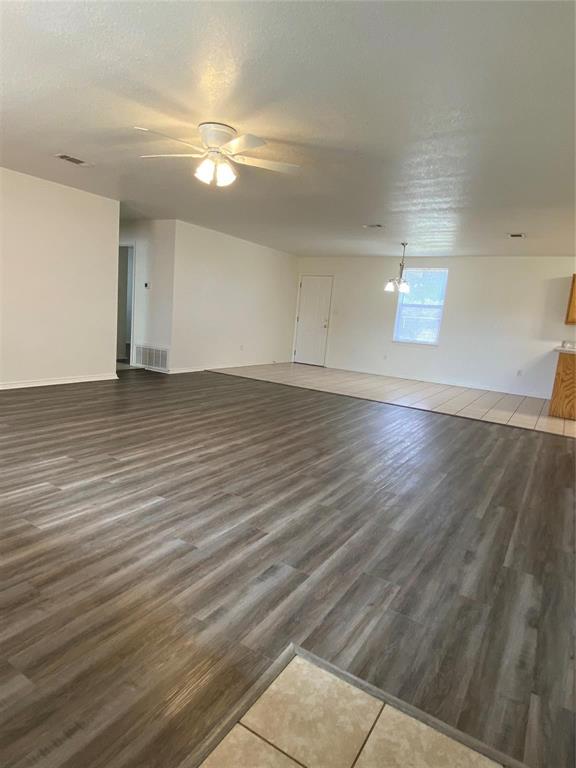 4406 Bobbie Ann Drive Property Photo 2