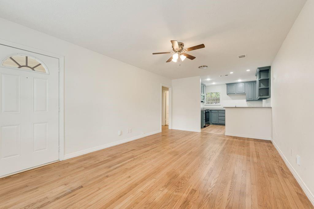 1223 Casa Vale Drive Property Photo 8