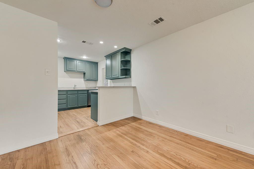 1223 Casa Vale Drive Property Photo 11