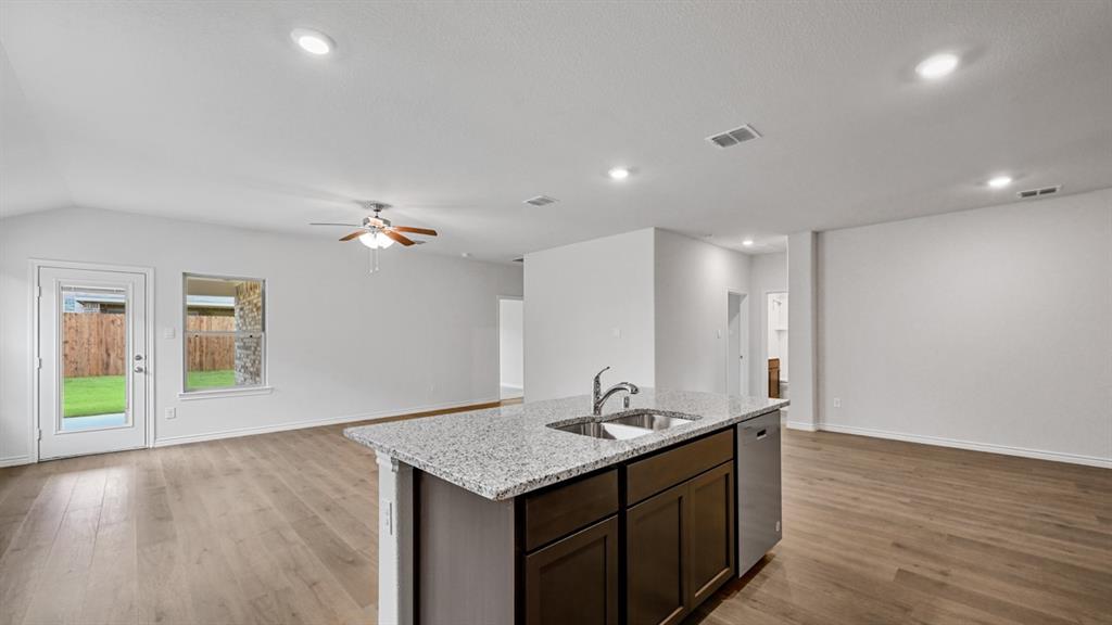 2059 Ketchum Lane Property Photo 8
