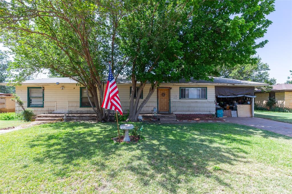 1407 Herring Property Photo 1