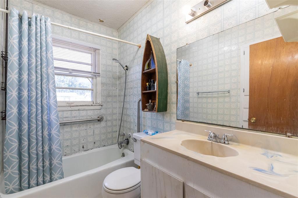 1407 Herring Property Photo 9