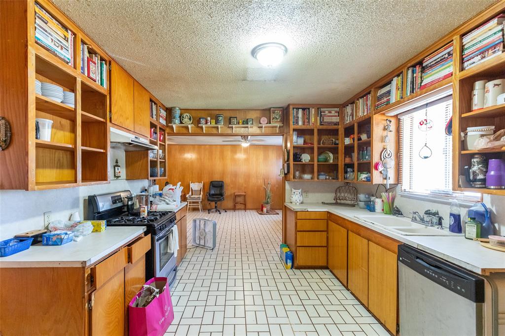 1407 Herring Property Photo 15
