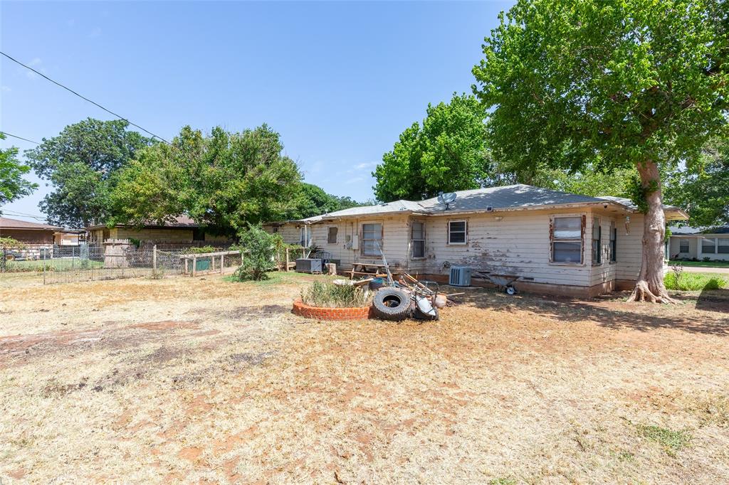 1407 Herring Property Photo 24
