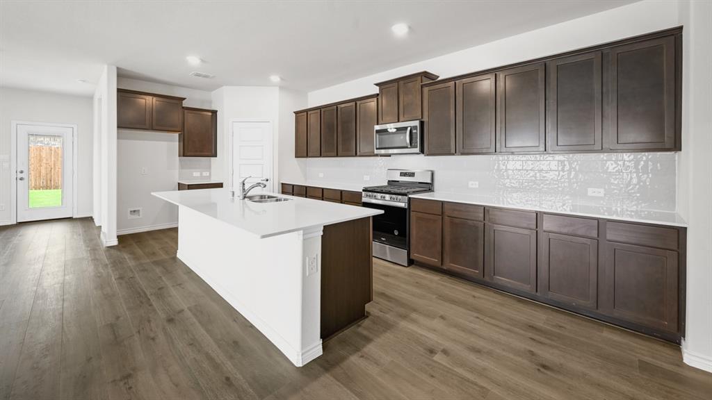 2016 Hearn Drive Property Photo 2