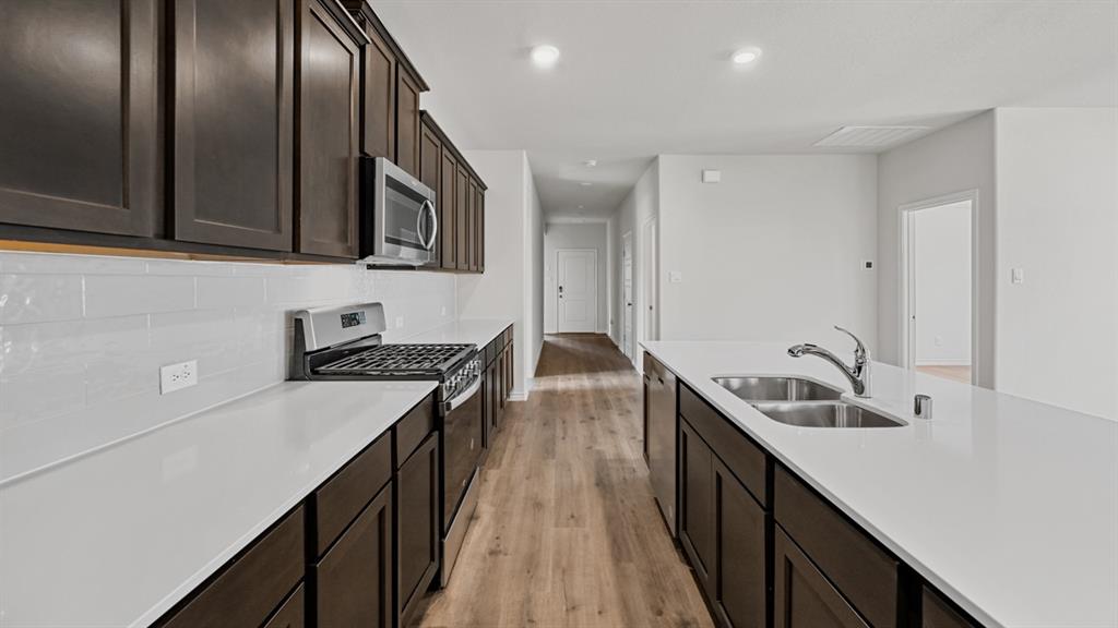 2016 Hearn Drive Property Photo 8