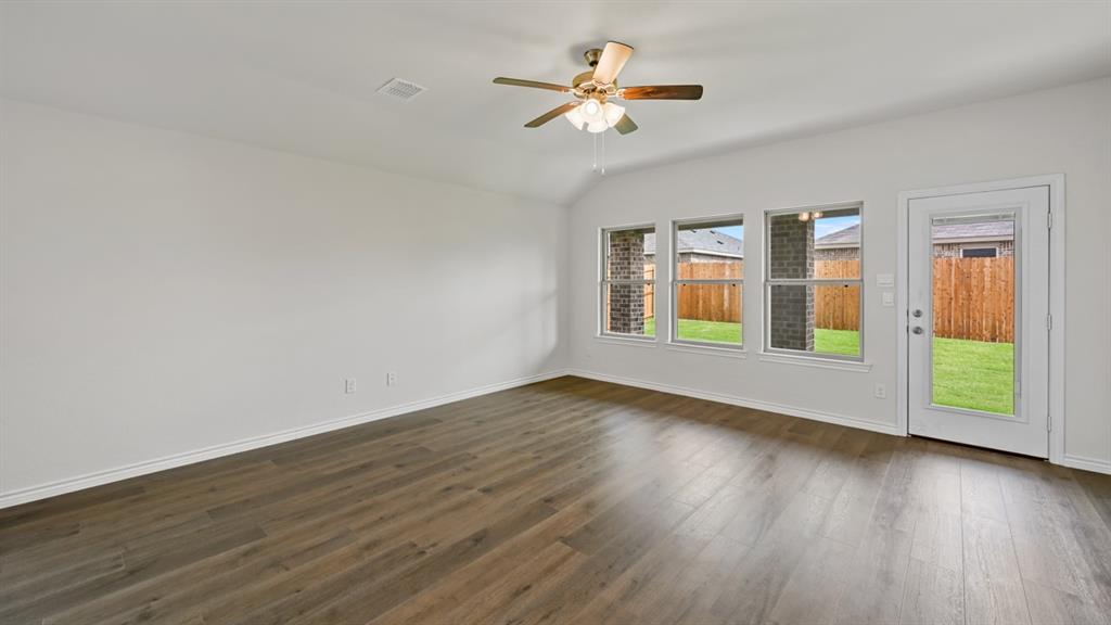 2016 Hearn Drive Property Photo 14