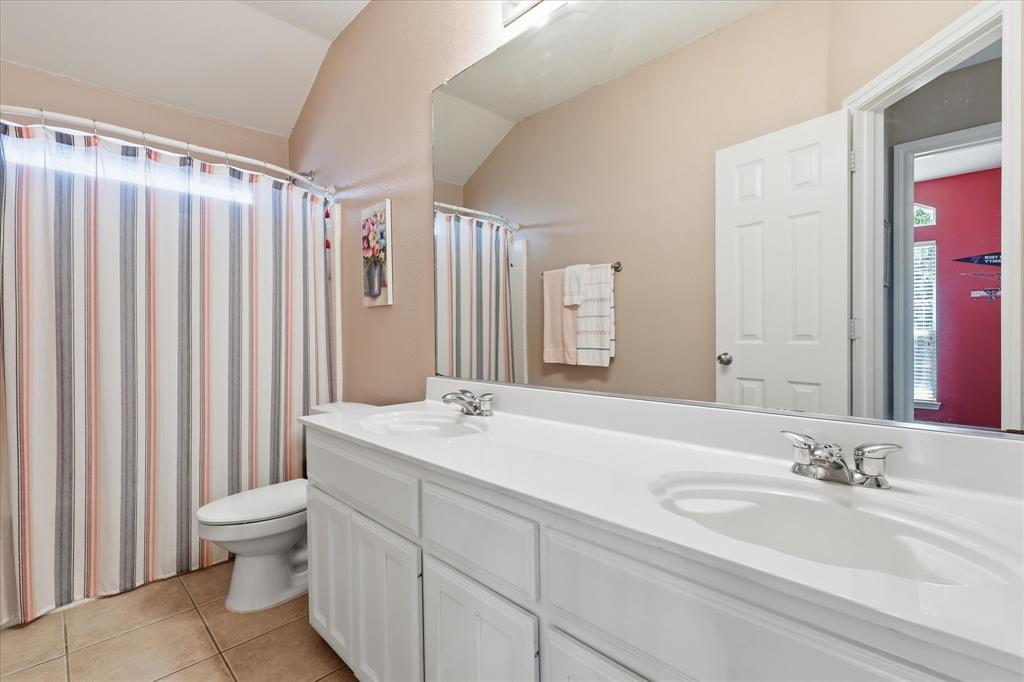 100 Chinos Trail Property Photo 27