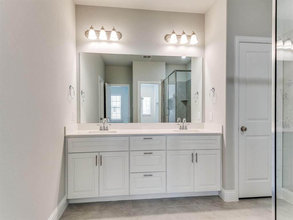 1560 Windermere Way Property Photo 11