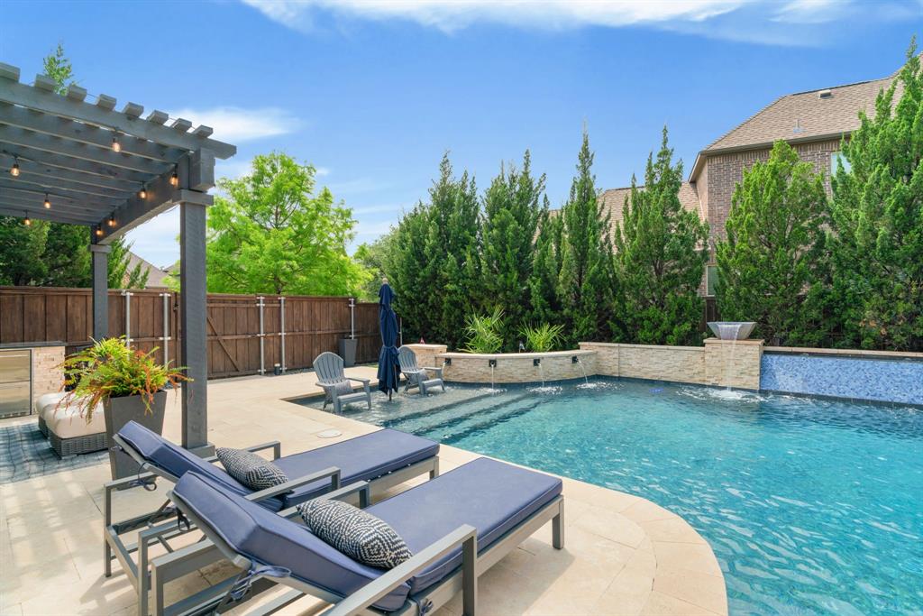 6701 Canyon Oak Court Property Photo 1