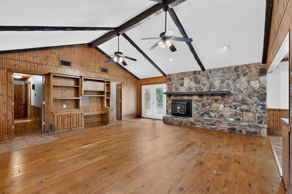 1090 Ashford Lane Property Photo 10